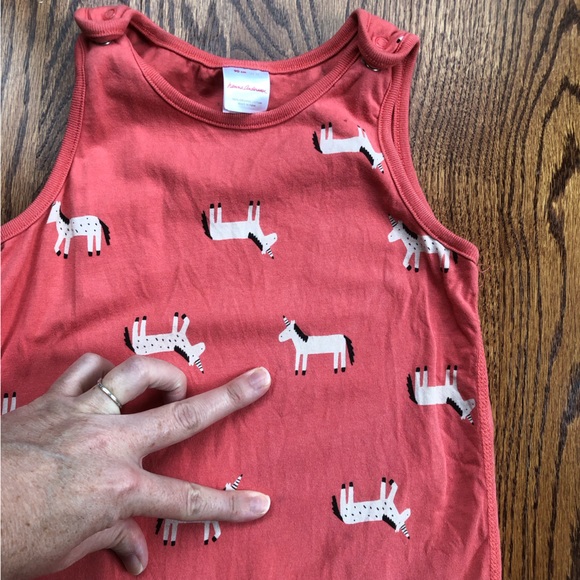 Hanna Andersson Unicorn Romper - Picture 6 of 12